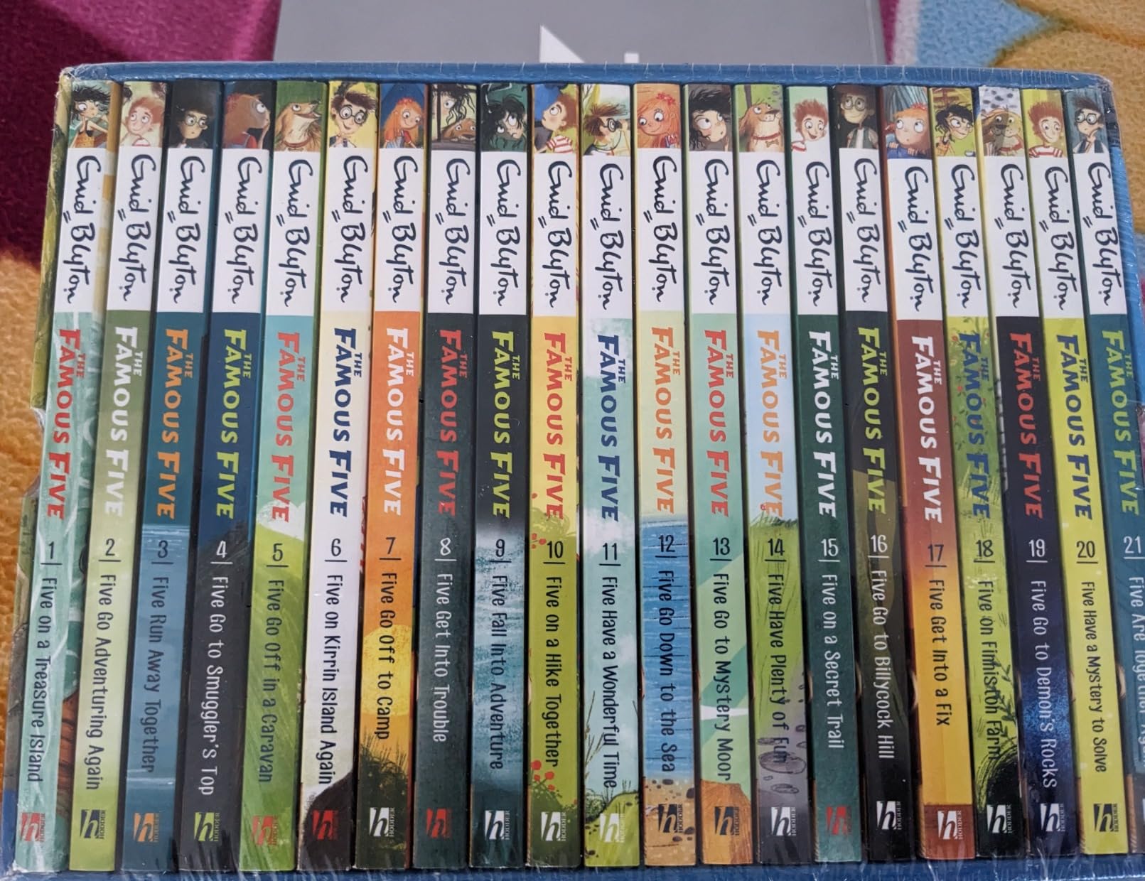 Famous Five Complete 21 Books Collection by Enid Blyton,  Paperback ISBN: 9781444916416 - Edu Lover